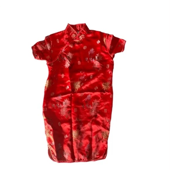 ESME Traditional Dress - Picture 6 of 9